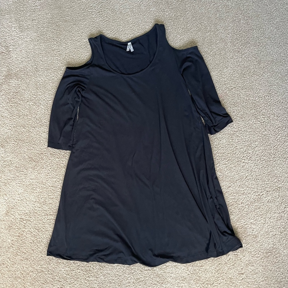 Mudd Cold Shoulder Black Tunic Dress